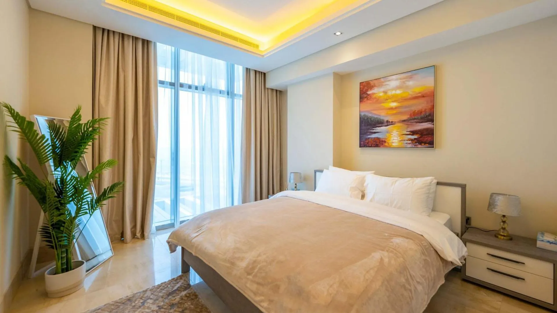 Spacious Beachfront 2 Bedroom Apartment - The 8 Dubai