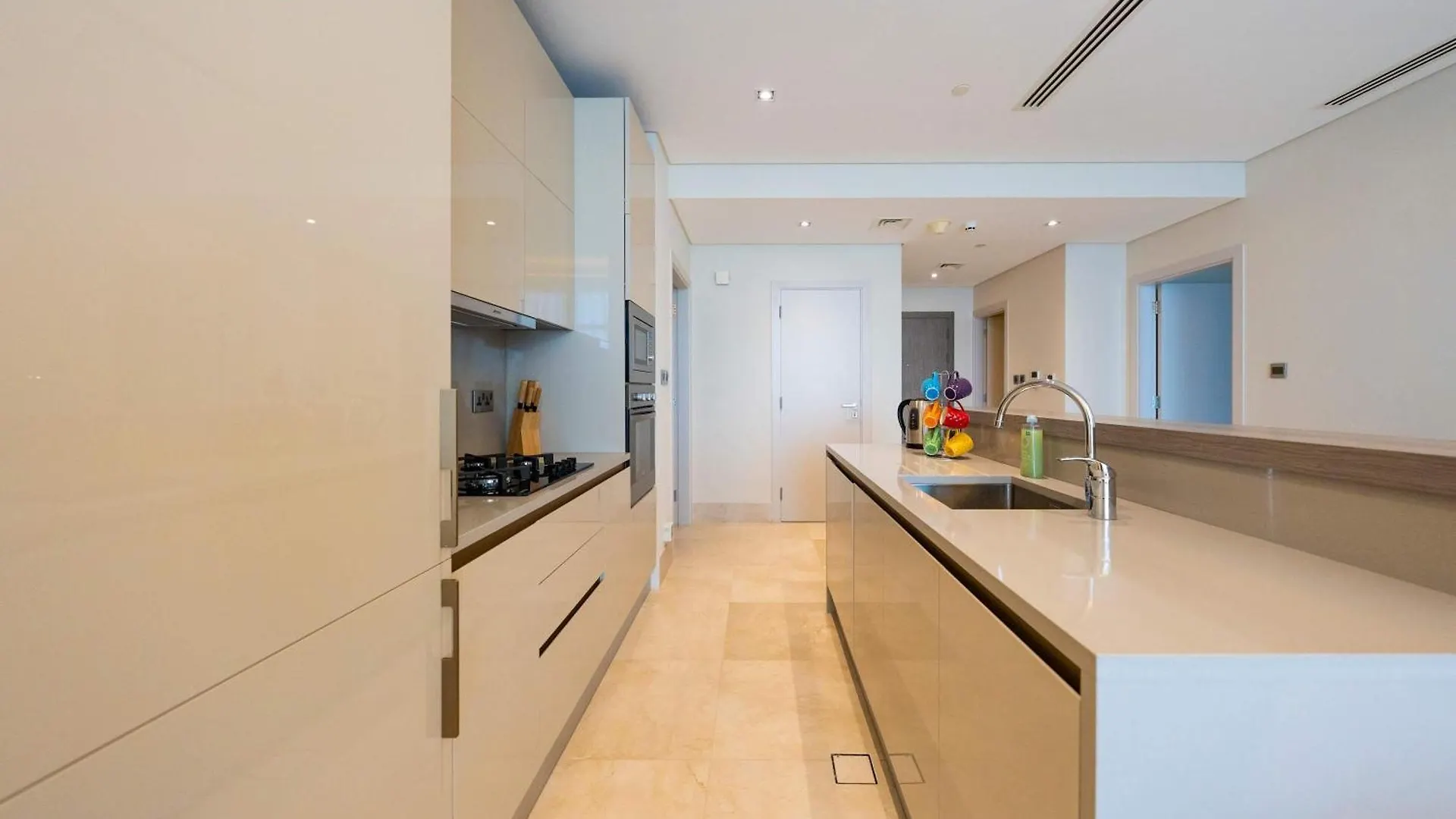 Spacious Beachfront 2 Bedroom Apartment - The 8 دبي 0*,  الإمارات العربية المتحدة